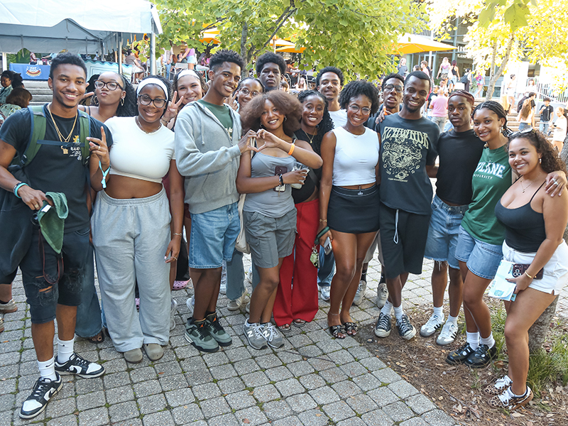 Tulane students gather for a group photo at commUNITY 2026.