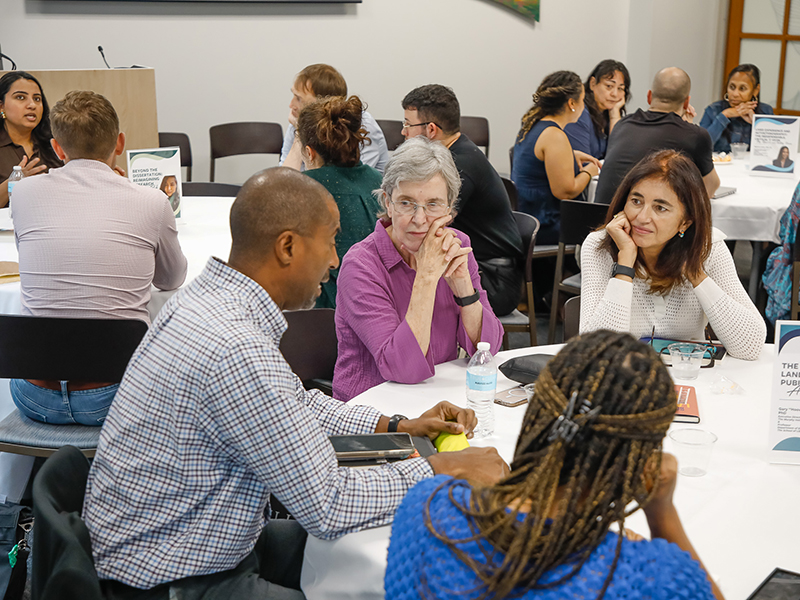 4 Tulanians talk with each other about publishing at a Booked! workshop.